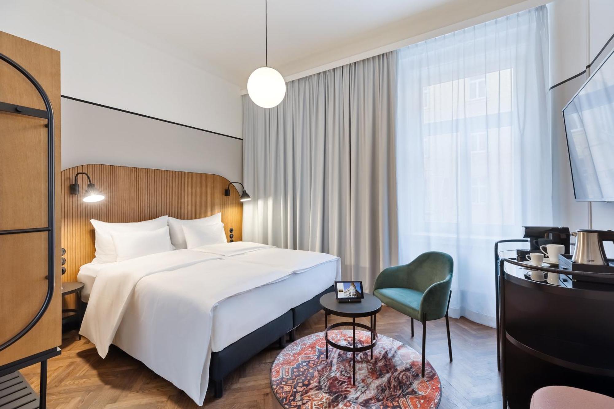 Hotel Astoria Vienna, Curio Collection By Hilton Вена Экстерьер фото