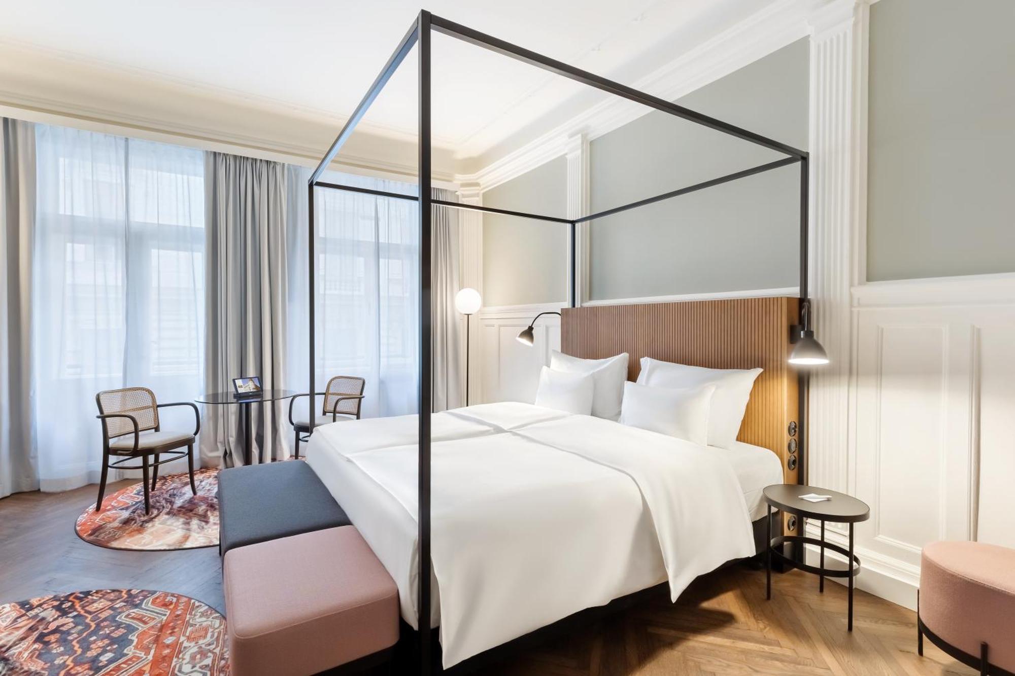 Hotel Astoria Vienna, Curio Collection By Hilton Вена Экстерьер фото