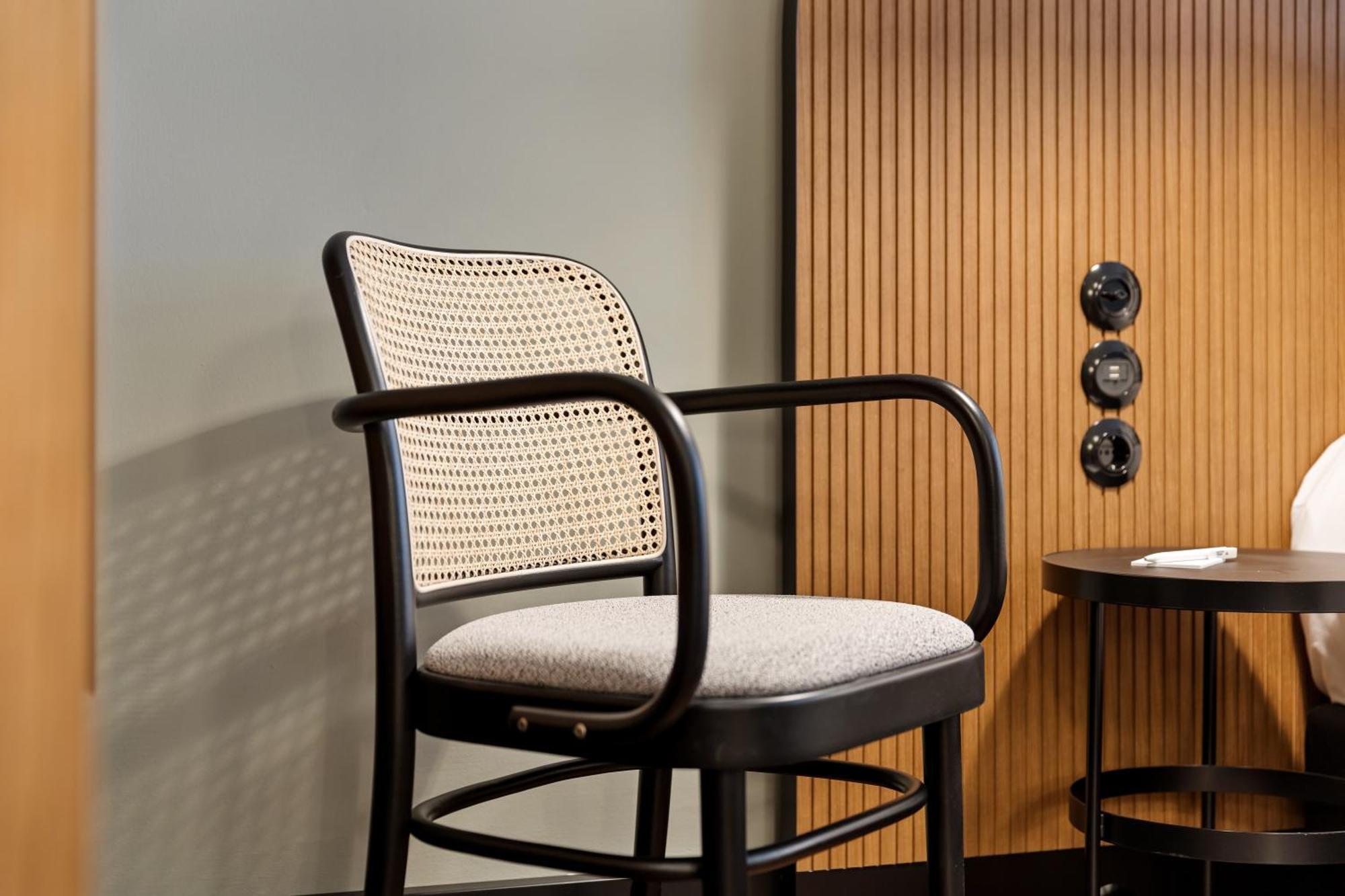 Hotel Astoria Vienna, Curio Collection By Hilton Вена Экстерьер фото