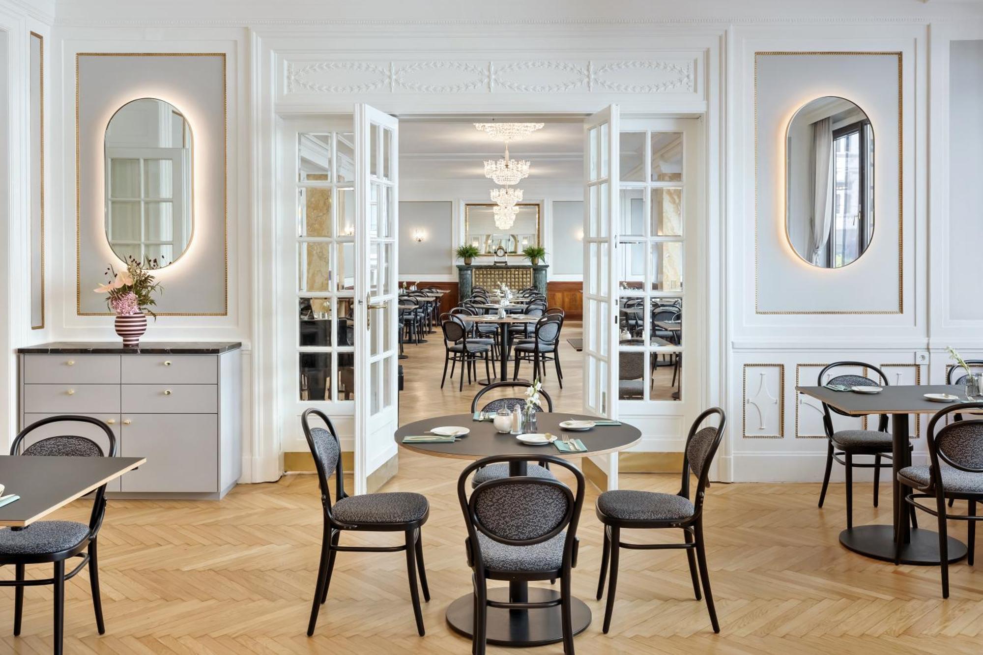 Hotel Astoria Vienna, Curio Collection By Hilton Вена Экстерьер фото