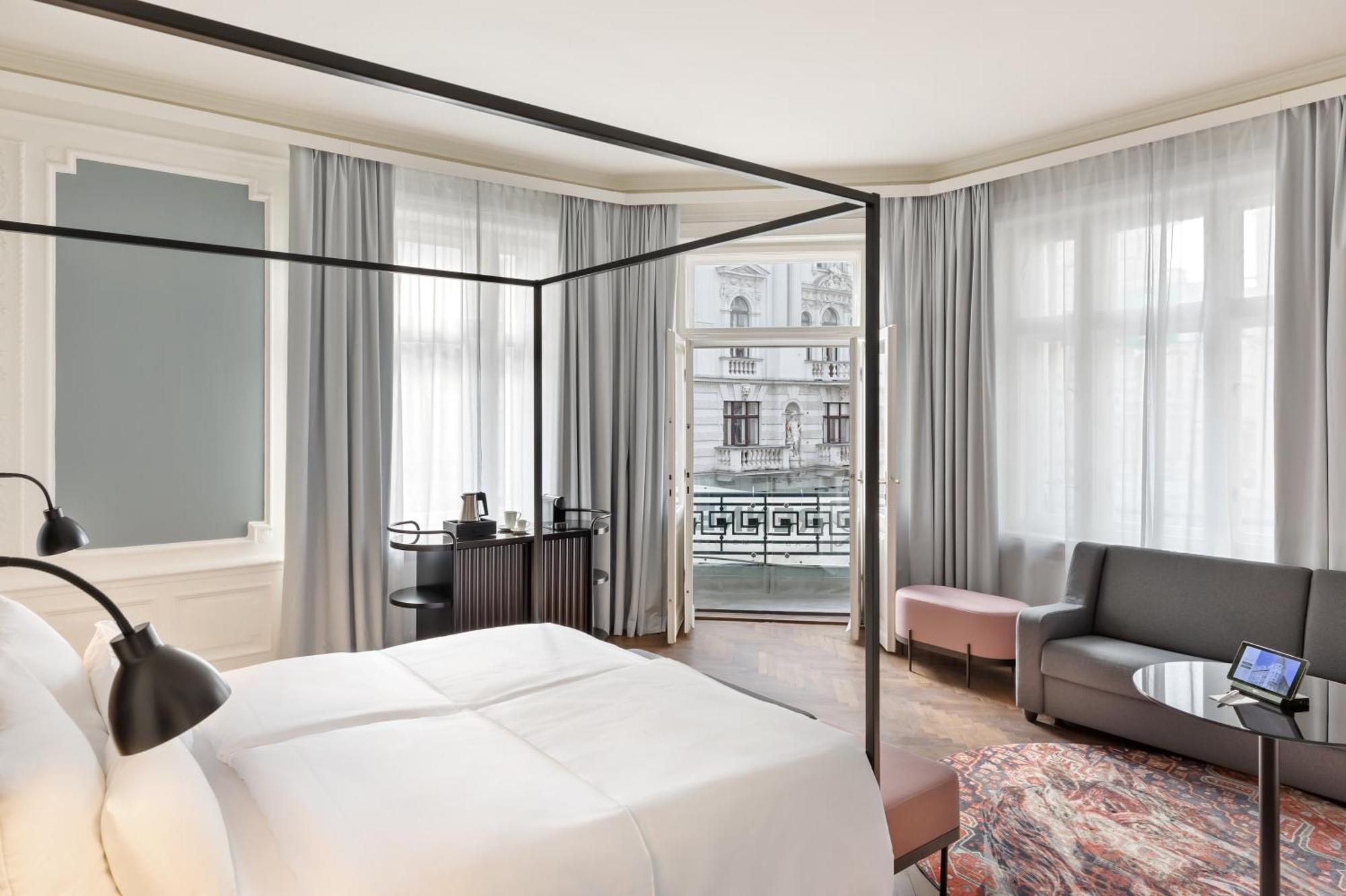 Hotel Astoria Vienna, Curio Collection By Hilton Вена Экстерьер фото